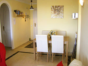 dining area, entrance